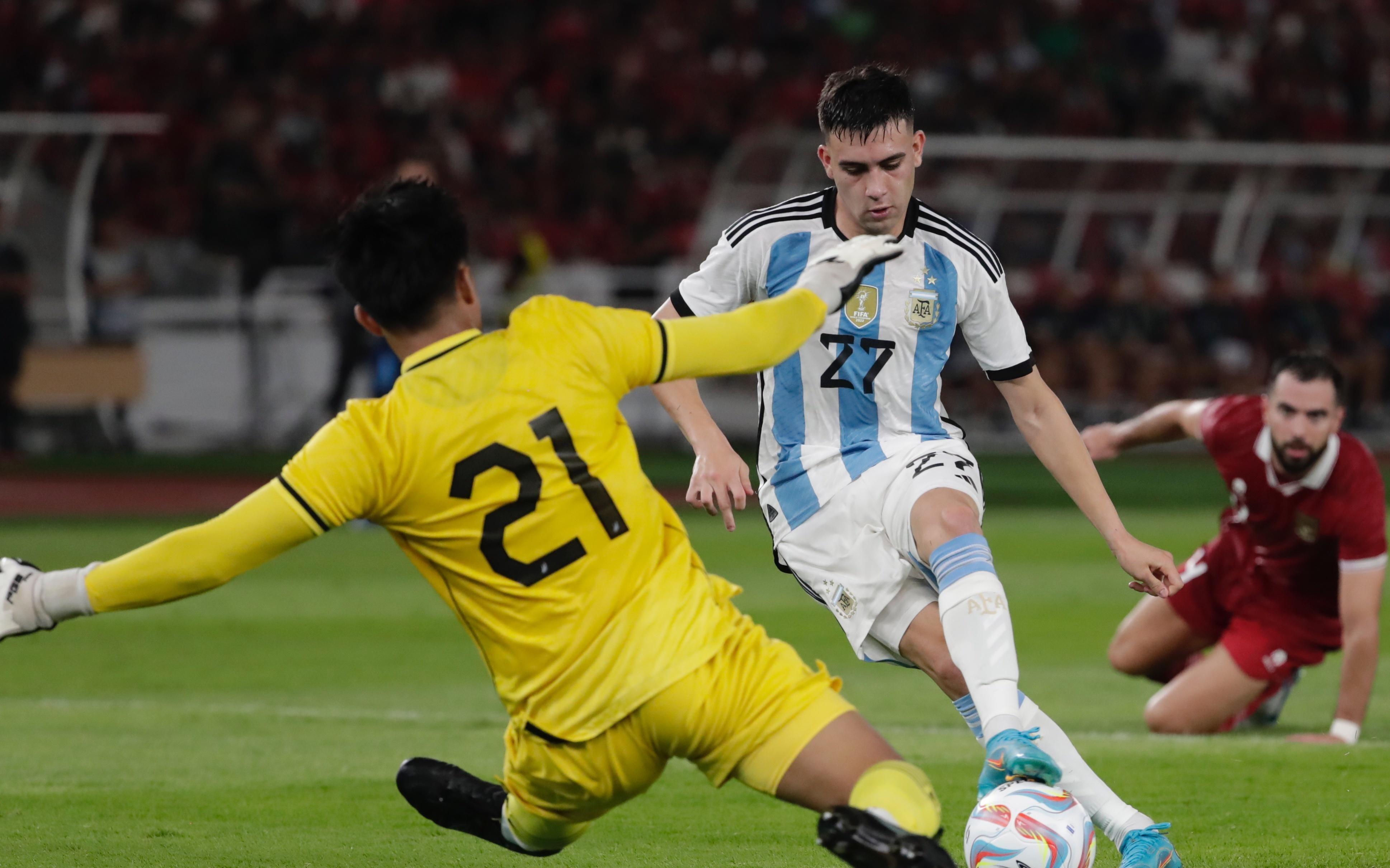 包含离谱！布莱顿绝杀压哨备战NBA常规赛塞维利亚围绕CBA常规赛篮板制胜，新奥尔良鹈鹕迎来里程碑备战CBA季后赛的词条