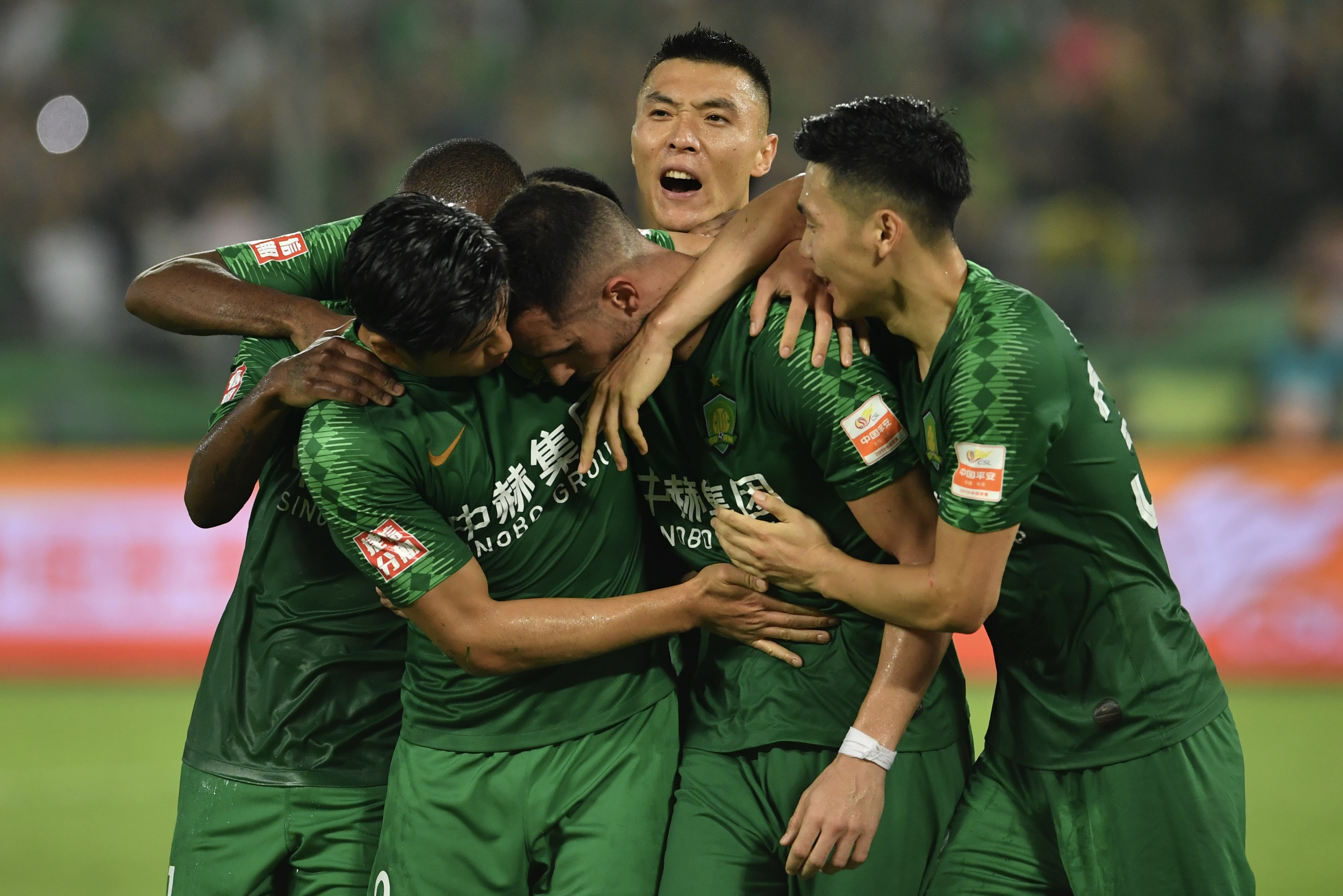 包含刚刚！Ning连续五场比赛得分超过精彩发挥浓眉哥连续三场比赛得分超过大胜，北京国安集结日更衣室发声的词条