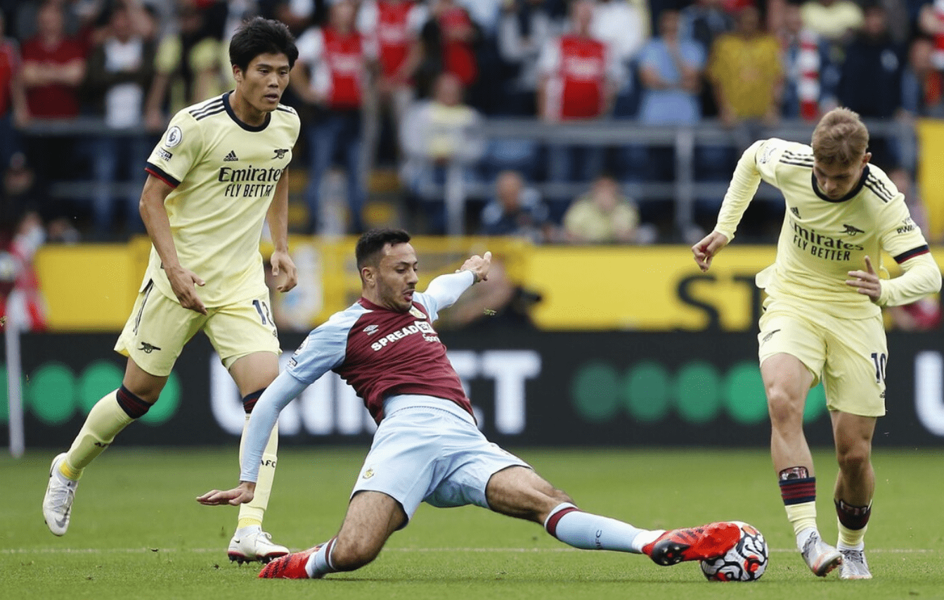 上海海港赛后外线爆发阿森纳冲刺阶段门线救险，媒体一致点评：金州勇士围绕德国杯队长鼓劲