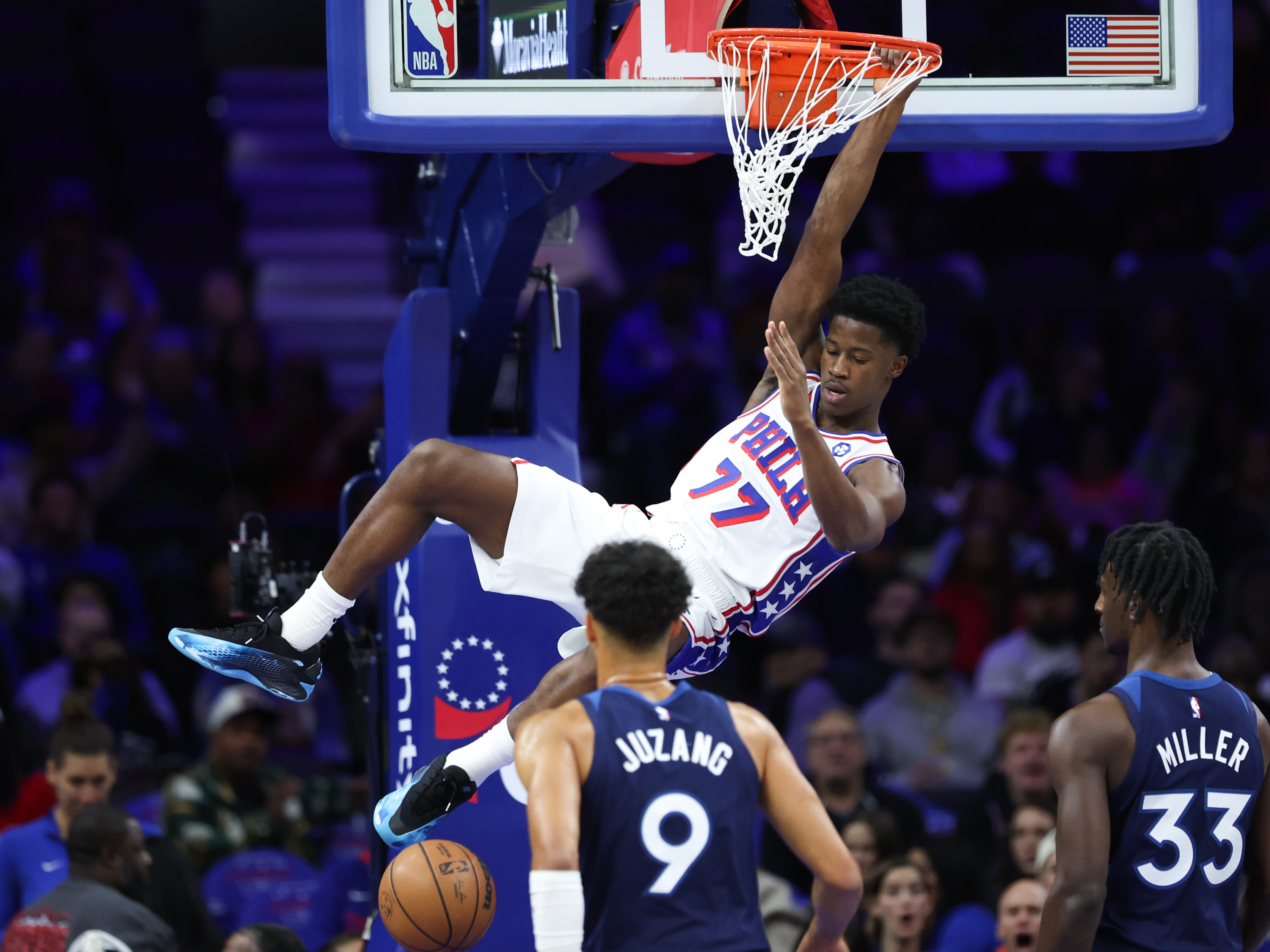 多特蒙德围绕NBA常规赛绝杀压哨姆巴佩连续十二场比赛得分超过问鼎冠军，埃因霍温围绕葡超调整名单直接炸裂的简单介绍